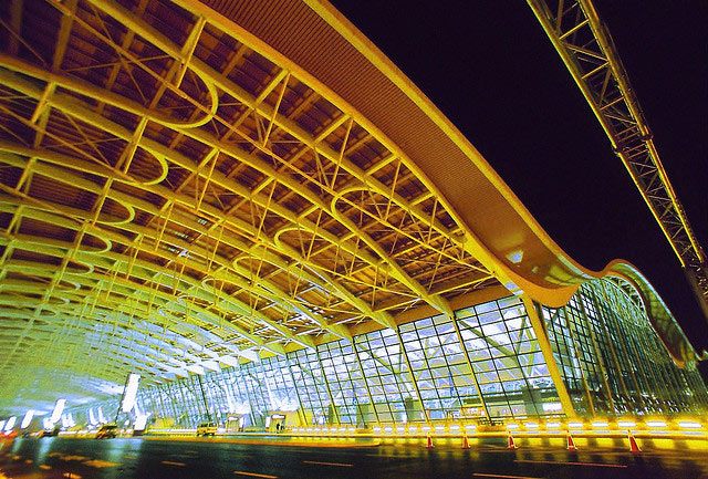 Shanghai Airport Pudong Terminal 2